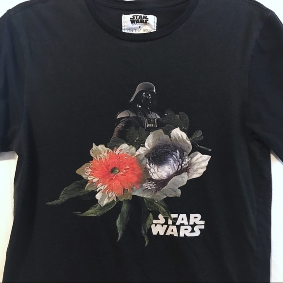 Star Wars graphic tee - Picture 2 of 5
